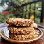 Barrinhas de aveia macias e deliciosas, com gotas de chocolate visíveis.